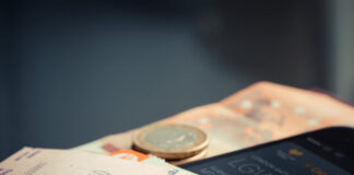 Eurozone Inflation Drops below Zero as Prices Fall by 0.1%